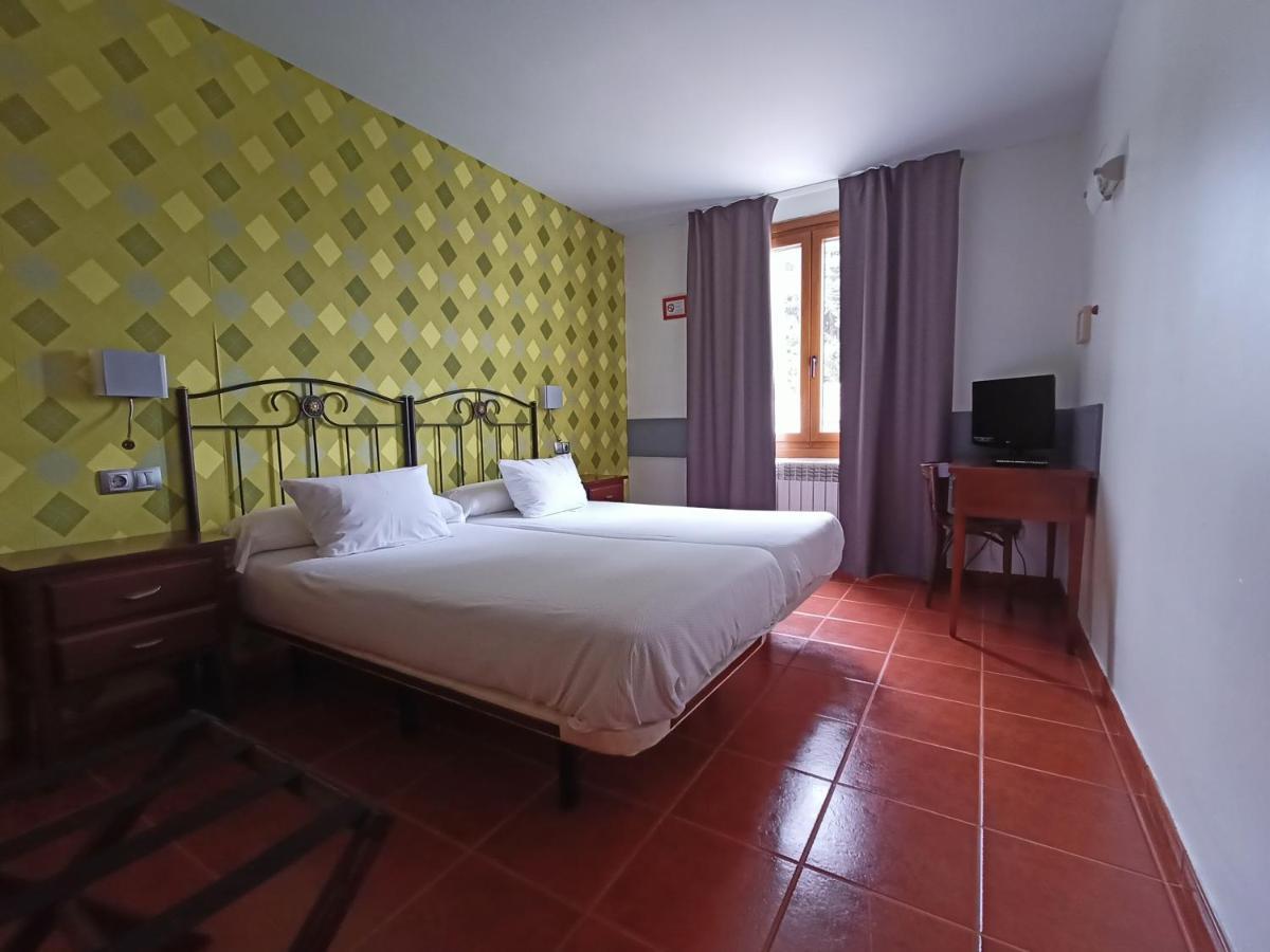 Hotel Rural Cuartamenteru Poo De Llanes Ngoại thất bức ảnh