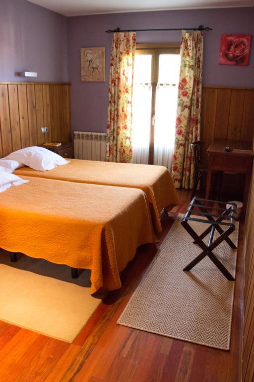 Hotel Rural Cuartamenteru Poo De Llanes Ngoại thất bức ảnh